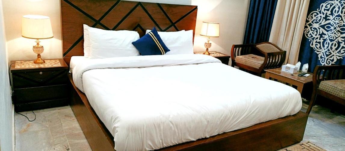 Bed & Breakfast Islamabad Hotel Exterior foto