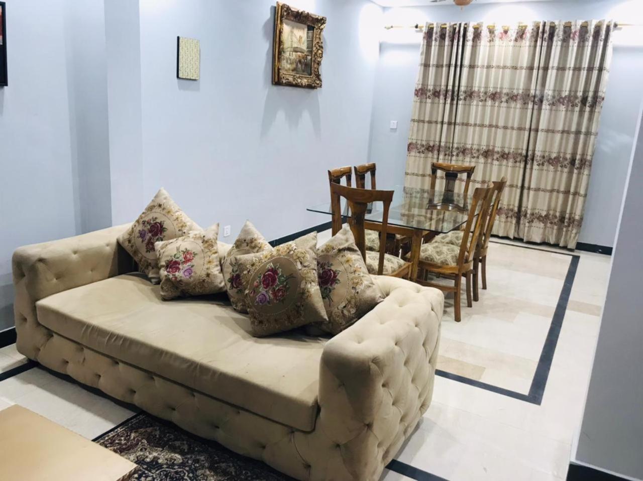 Bed & Breakfast Islamabad Hotel Exterior foto