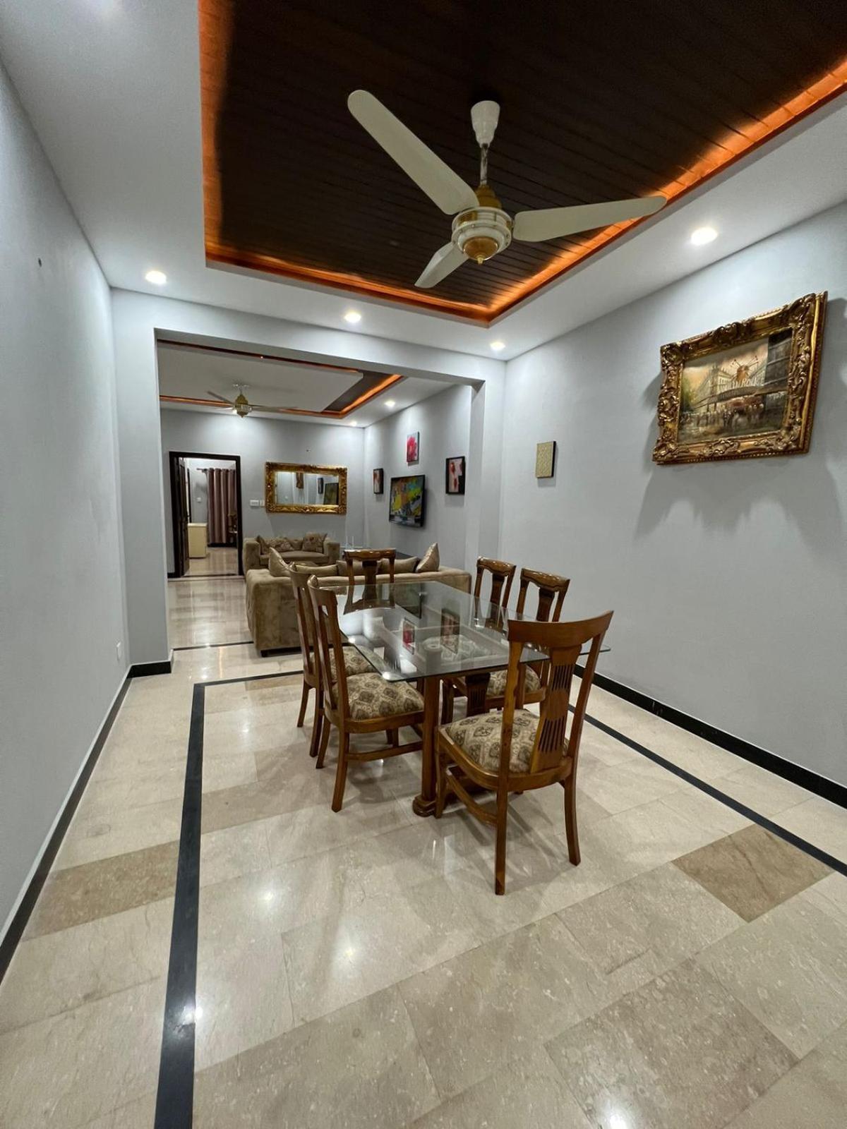 Bed & Breakfast Islamabad Hotel Exterior foto